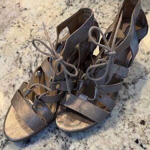 Naturalized London Metallic Women's Sandals size 6.5